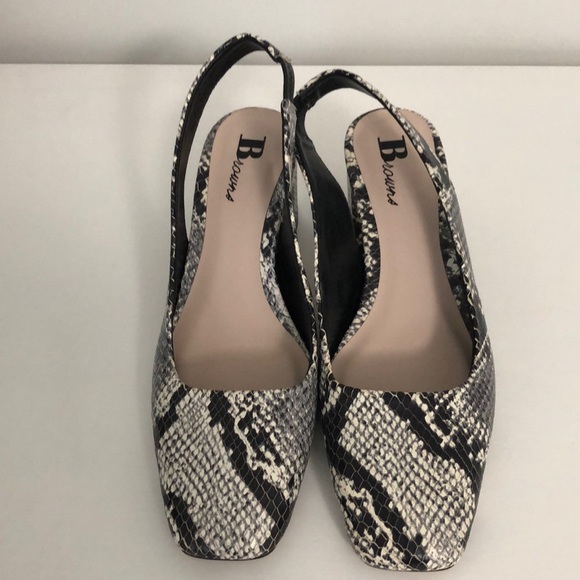 BROWNS/NWOT/Faux Snakeskin /Black /S 37